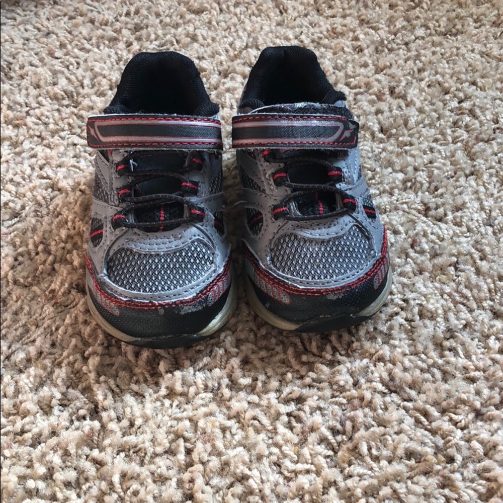 BABY BOY TENNISHOES